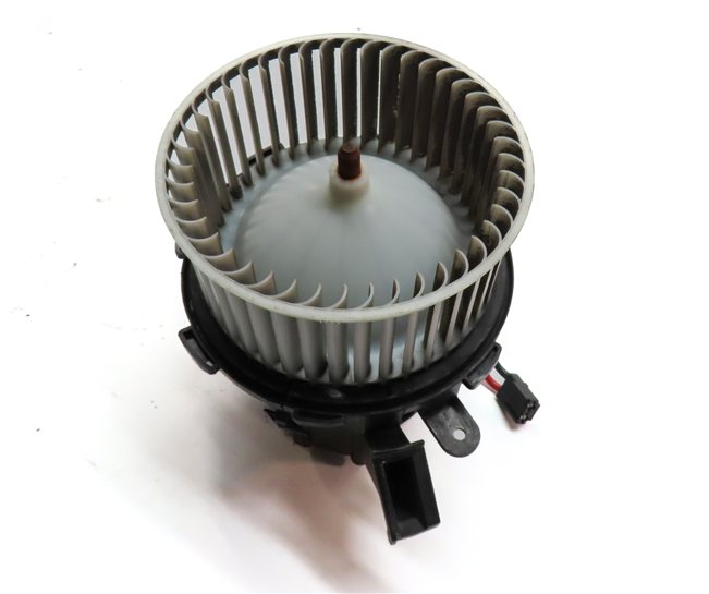 Thumbnail 1: 2013-2017 AUDI A4 S4 A5 S5 Q5 (B8 8K 8T 8R) FRONT HEATER A/C BLOWER FAN MOTOR