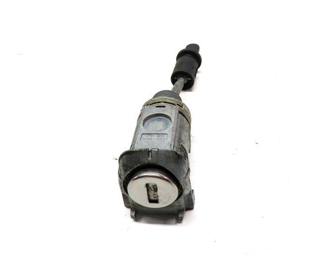 Thumbnail 5: 2016 AUDI Q5 (B8 8R) FRONT LEFT DRIVER DOOR HANDLE LOCK CYLINDER w/ KEY