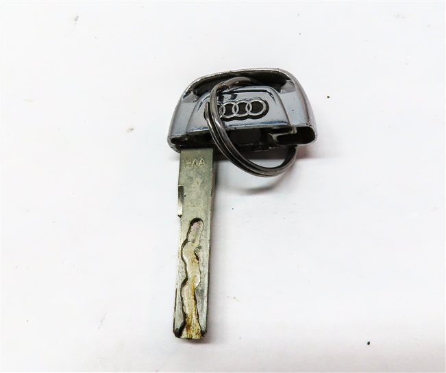 Thumbnail 7: 2016 AUDI Q5 (B8 8R) FRONT LEFT DRIVER DOOR HANDLE LOCK CYLINDER w/ KEY