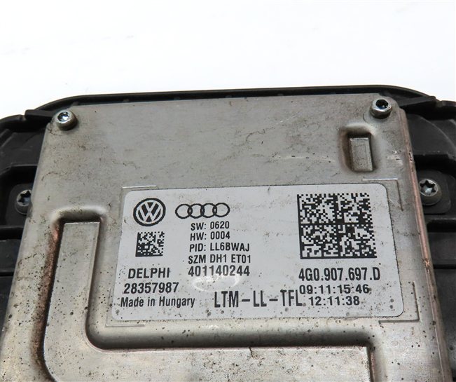 Thumbnail 6: 2016 AUDI Q5 (B8 8R) FRONT RIGHT PASSENGER DAYTIME RUNNING LIGHT DRL MODULE