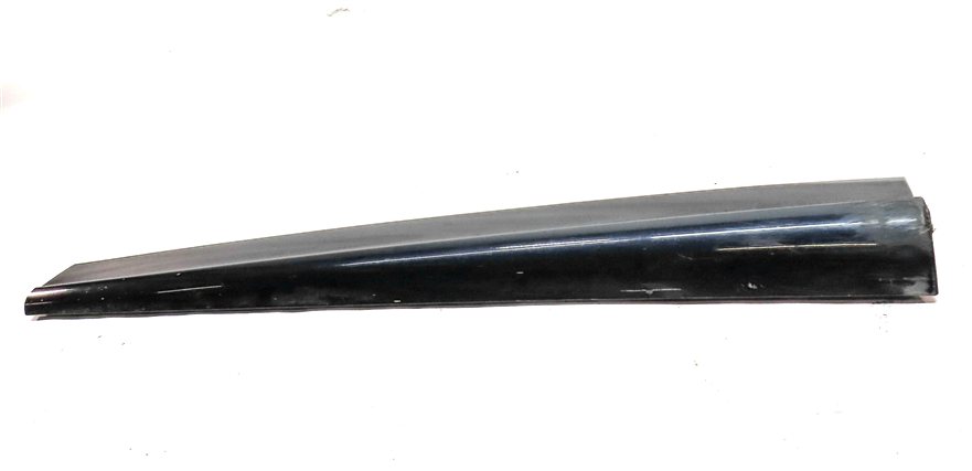 Thumbnail 2: 2016 AUDI Q5 (B8 8R) FRONT LEFT DRIVER LOWER DOOR TRIM MOULDING (Blue)