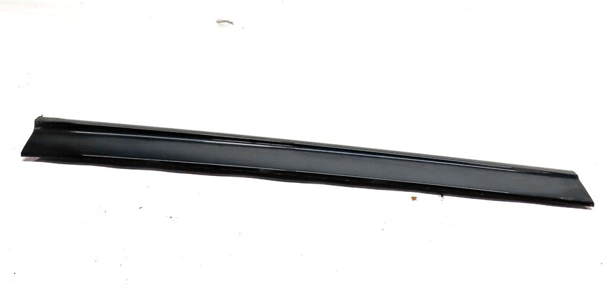 Thumbnail 5: 2016 AUDI Q5 (B8 8R) FRONT LEFT DRIVER LOWER DOOR TRIM MOULDING (Blue)
