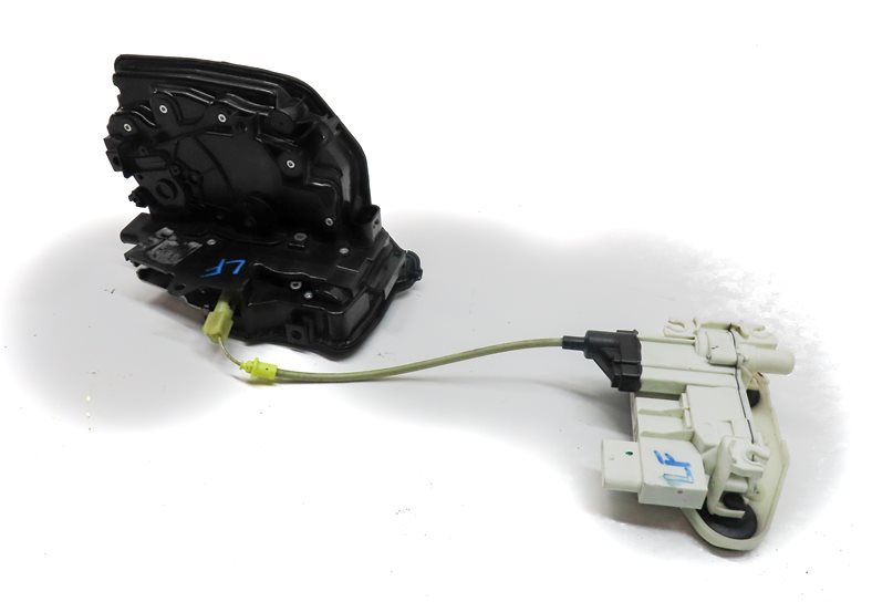 Thumbnail 1: 16-19 BMW 7 X5 X6 F25 F26 G11 FRONT LEFT SOFT CLOSE DOOR LOCK LATCH w/ ACTUATOR