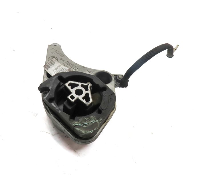 Thumbnail 1: 2014 BMW X5 (F15) 3.0L (N55) ENGINE AUTO AUTOMATIC TRANSMISSION MOUNT BRACKET