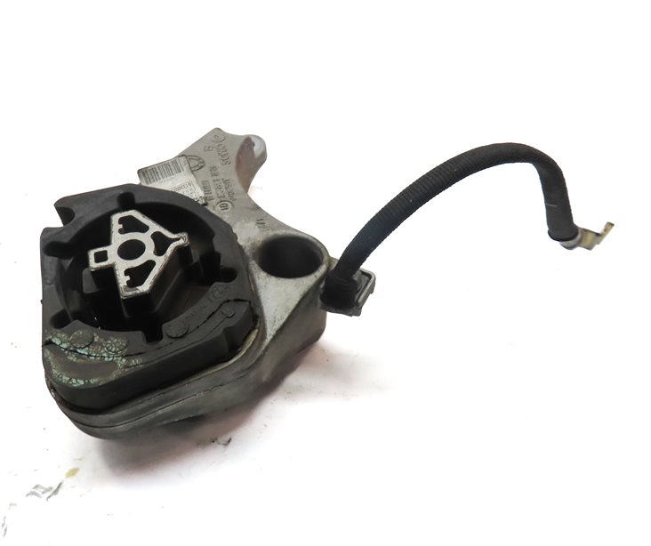Thumbnail 5: 2014 BMW X5 (F15) 3.0L (N55) ENGINE AUTO AUTOMATIC TRANSMISSION MOUNT BRACKET