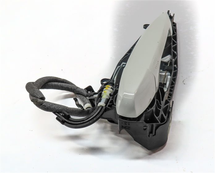 Thumbnail 3: 14-21 BMW X1 X2 X5 X6 (F15 F16 F39 F48) REAR LEFT COMFORT DOOR HANDLE (White)