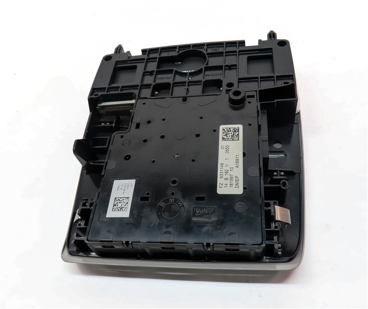 Thumbnail 8: 2014 BMW X5 (F15) FRONT CENTER ROOF PRIMARY DOMELIGHT DOME LIGHT ASSEMBLY (Gray)