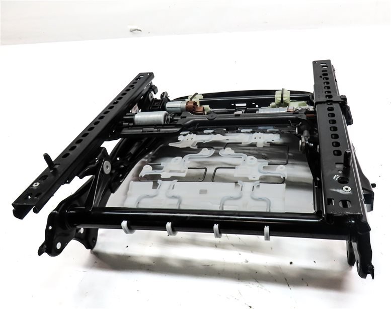 Thumbnail 7: 14-18 BMW X5 (F15) RIGHT FRONT PASSENGER 10-WAY STANDARD SEAT TRACK w/ MOTORS