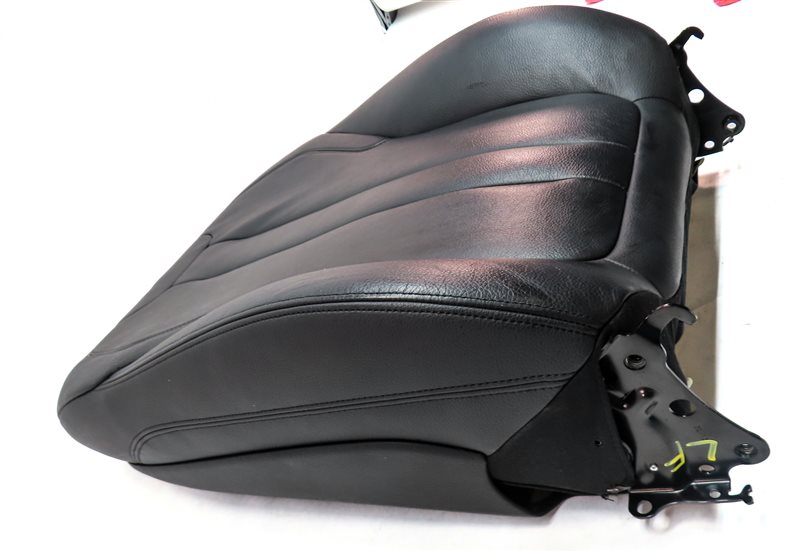 Thumbnail 4: 2014 BMW X5 F15 FRONT RIGHT PASSENGER UPPER HEATED STANDARD SEAT CUSHION (Black)