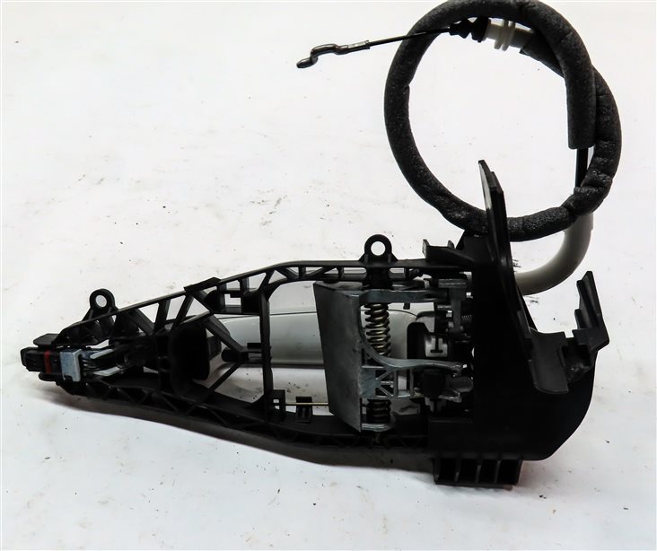Thumbnail 5: 14-21 BMW X1 X2 X5 X6 (F15 F16 F39 F48) FRONT LEFT COMFORT DOOR HANDLE (White)