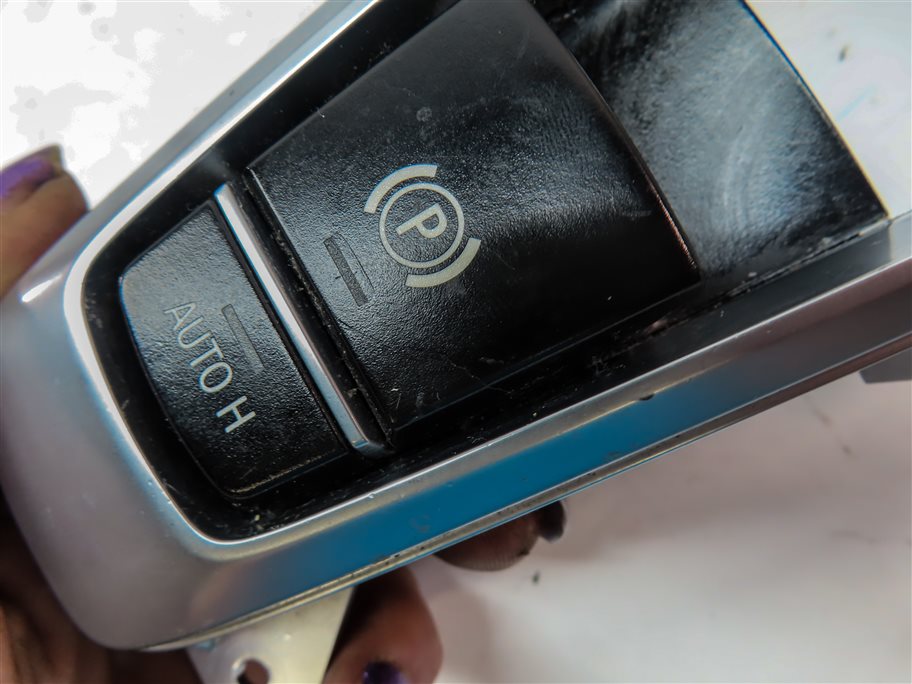 Thumbnail 8: 2014 BMW X5 (F15) EMERGENCY HILL PARKING E-BRAKE SWITCH BUTTON w/ SURROUND TRIM