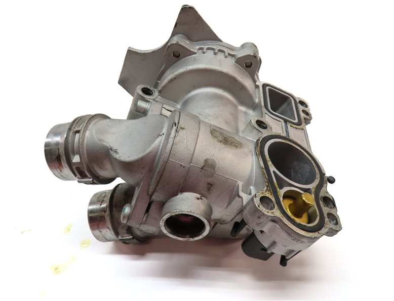 Thumbnail 4: 2008-2018 VW AUDI A3 A4 A5 A6 Q3 Q5 TT BEETLE JETTA 2.0L TURBO ENGINE WATER PUMP