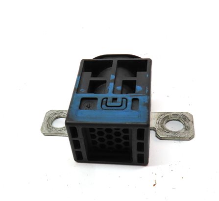 Thumbnail 4: 16 AUDI A4 (B8 8K) 2.0L (CAED) ENGINE BATTERY OVERLOAD PROTECTION SWITCH MODULE