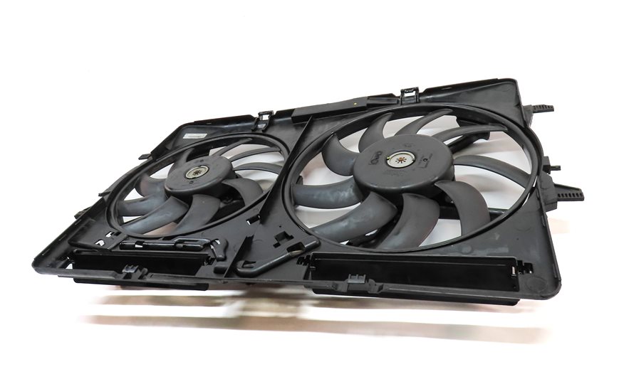 Thumbnail 2: 09-17 AUDI A4 A5 Q5 S4 (B8 8T 8R) 2.0L 3.0L 3.2L RADIATOR COOLING FAN w/ SHROUD