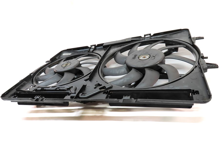 Thumbnail 3: 09-17 AUDI A4 A5 Q5 S4 (B8 8T 8R) 2.0L 3.0L 3.2L RADIATOR COOLING FAN w/ SHROUD