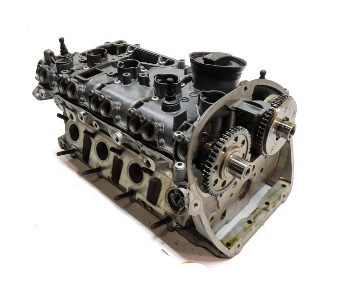 Thumbnail 1: 13-16 AUDI A4 A5 A6 TT B8 8K 8T C7 2.0L TURBO CAED CAEB CETA CAE CYLINDER HEAD