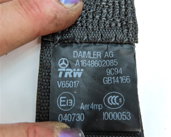 Thumbnail 6: 2012 MERCEDES GL350 (X164) REAR 2ND ROW RIGHT SEAT SEATBELT RETRACTOR (Black)
