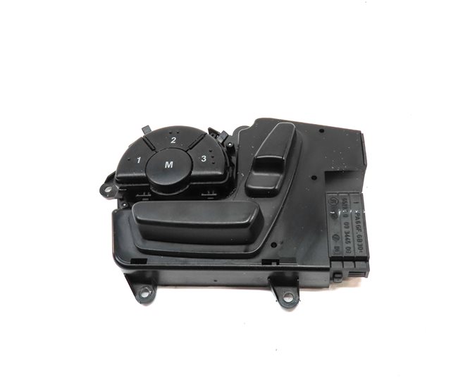 Thumbnail 2: 2012 MERCEDES GL350 (X164) FRONT LEFT DRIVER MEMORY SEAT POSITION ADJUST SWITCH