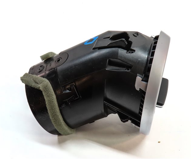 Thumbnail 4: 2012 MERCEDES GL350 (X164) FRONT RIGHT PASSENGER DASH HEAT AIR AC VENT (Black)