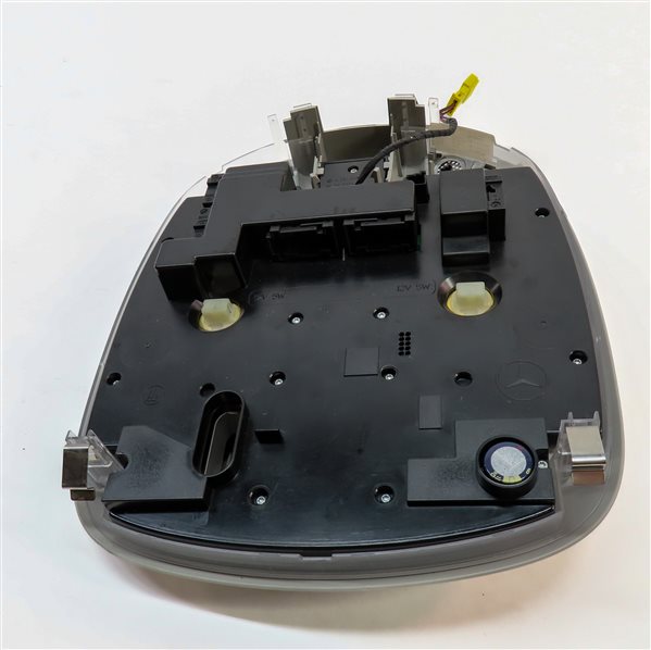 Thumbnail 7: 2012 MERCEDES GL350 (X164) FRONT DOME LIGHT LAMP w/ SUNROOF SWITCH (Gray)