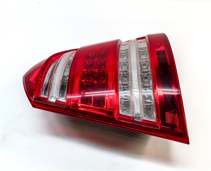 Thumbnail 4: 2010-2012 MB GL350 GL450 GL550 (X164) RIGHT PASSENGER TAILLIGHT BRAKE LIGHT LAMP