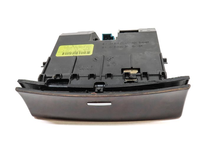 Thumbnail 6: 2012 MERCEDES GL350 (X164) FRONT CENTER CONSOLE ASHTRAY w/ 12V SOCKET