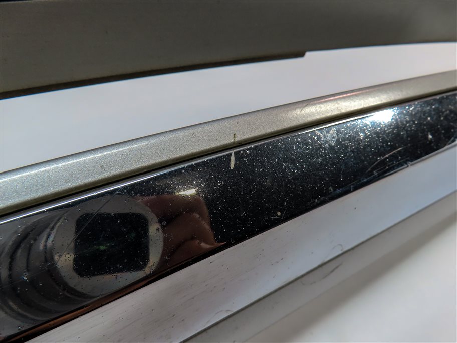 Thumbnail 8: 2010-2012 MERCEDES GL350 GL450 (X164) UPPER HOOD GRILLE AIR VENT TRIM