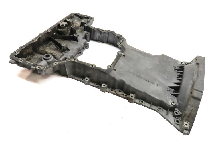 2010-2012 MB GL350 ML350 R350 (W164 X164 W251) 3.0L OM642 DIESEL UPPER OIL PAN