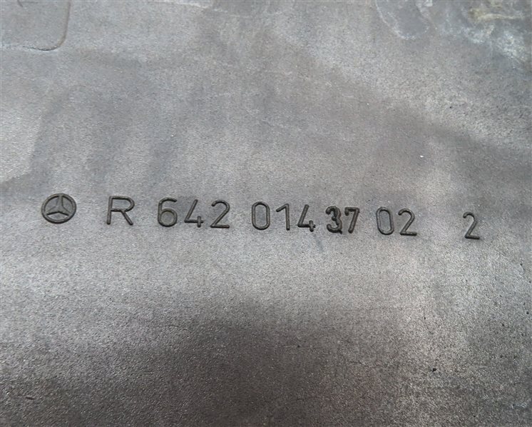 Thumbnail 9: 2010-2012 MB GL350 ML350 R350 (W164 X164 W251) 3.0L OM642 DIESEL UPPER OIL PAN