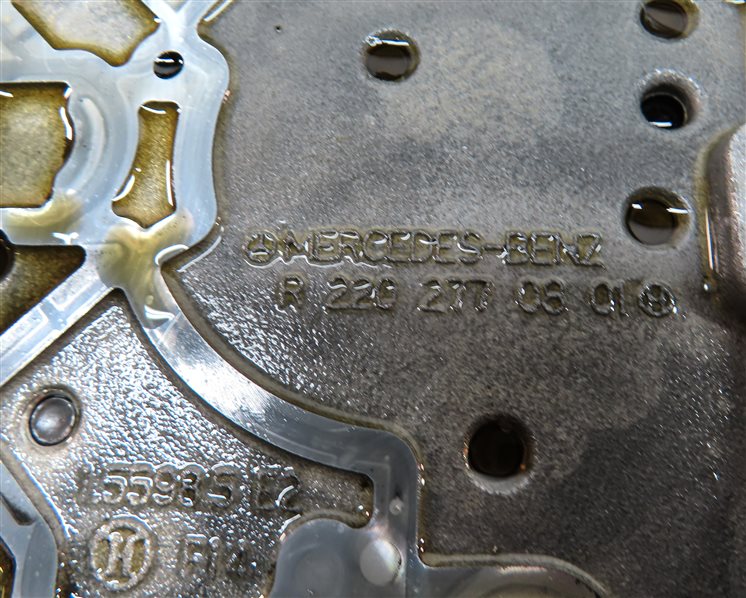 Thumbnail 10: 2012 MERCEDES GL350 (X164) 3.0L DIESEL (OM642) AUTOMATIC TRANSMISSION VALVE BODY