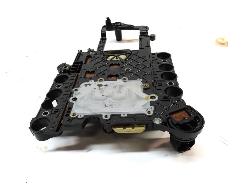 Thumbnail 8: 12 MERCEDES GL350 X164 3.0L DIESEL AUTO TRANSMISSION VALVE BODY CONDUCTOR PLATE