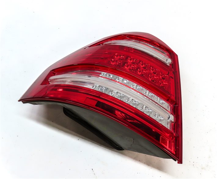 2010-2012 MB GL350 GL450 GL550 (X164) LEFT DRIVER TAILLIGHT BRAKE LIGHT LAMP