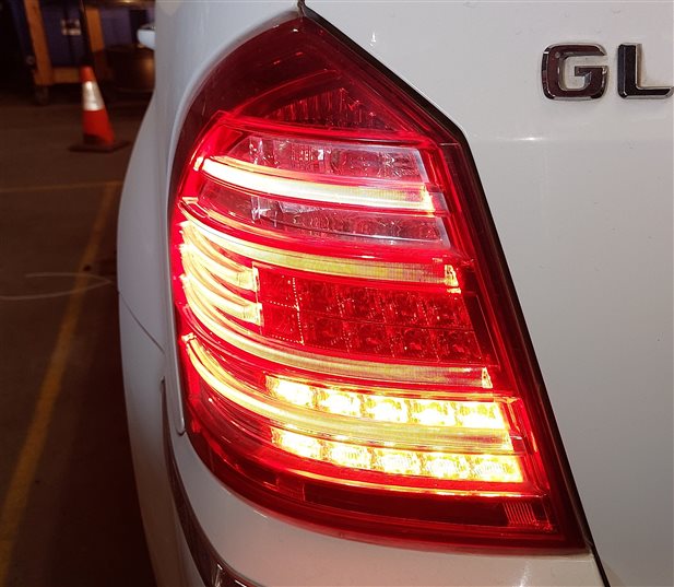 Thumbnail 2: 2010-2012 MB GL350 GL450 GL550 (X164) LEFT DRIVER TAILLIGHT BRAKE LIGHT LAMP