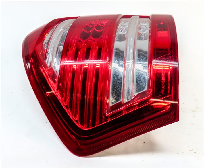 Thumbnail 4: 2010-2012 MB GL350 GL450 GL550 (X164) LEFT DRIVER TAILLIGHT BRAKE LIGHT LAMP