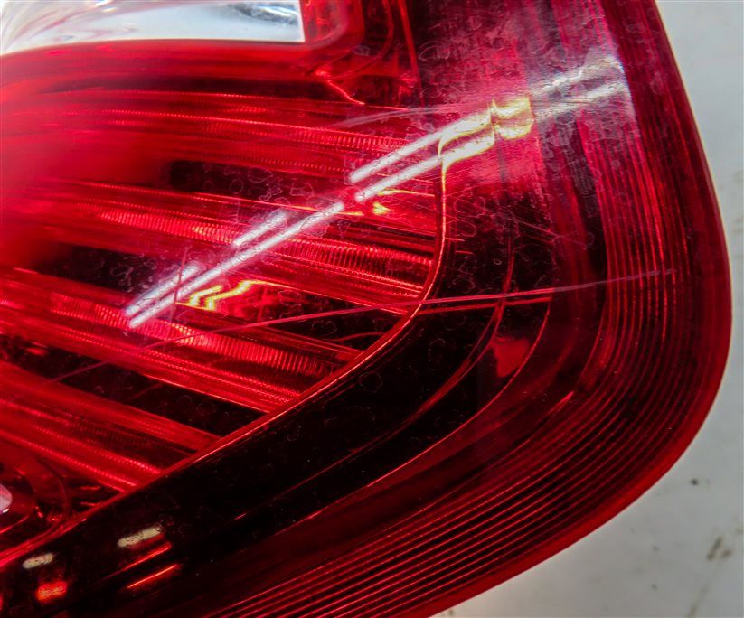 Thumbnail 9: 2010-2012 MB GL350 GL450 GL550 (X164) LEFT DRIVER TAILLIGHT BRAKE LIGHT LAMP