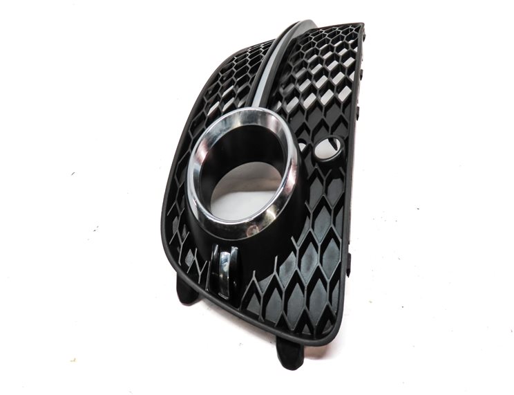 Thumbnail 3: 2013-2016 AUDI Q5 (B8 8R) FRONT RIGHT PASSENGER LOWER BUMPER FOGLIGHT LAMP TRIM