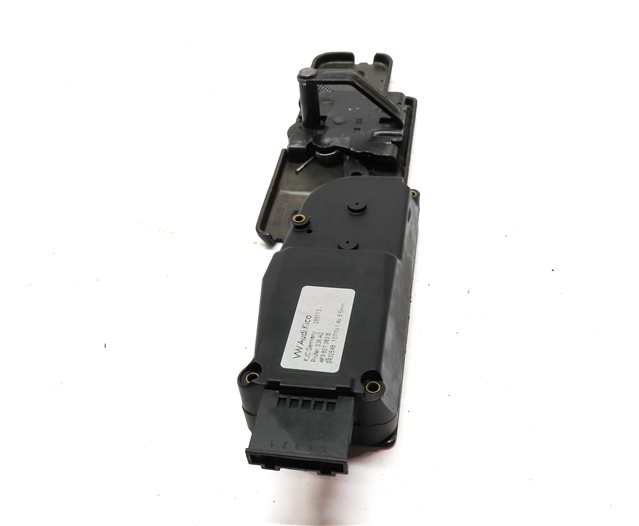 Thumbnail 5: 2013 AUDI Q5 (B8 8R) REAR TRUNK TAILGATE HATCH LID LATCH STRIKER PLATE ACTUATOR