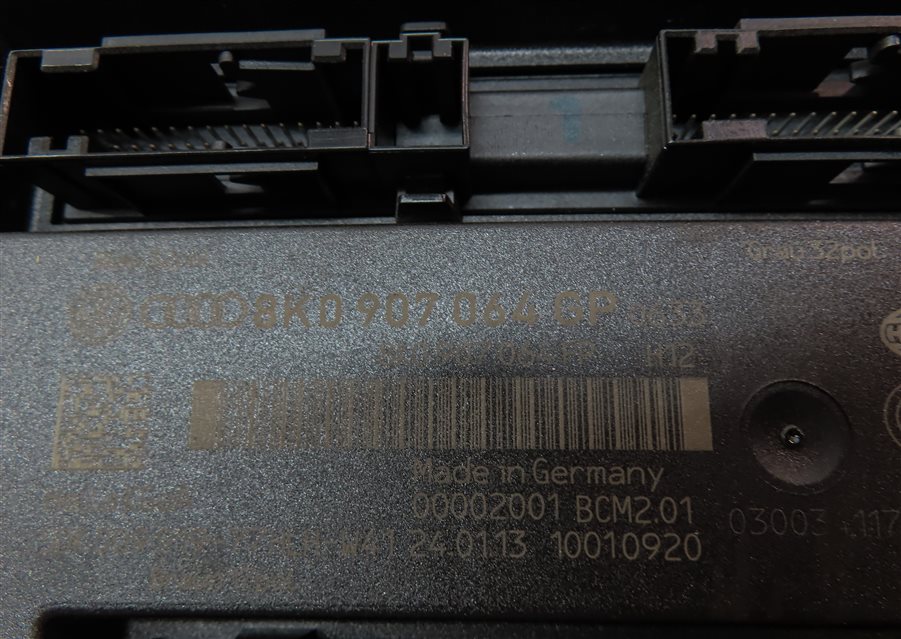 Thumbnail 23: 2013 AUDI Q5 (B8 8R) 2.0L CPMA TURBO ENGINE ECM BCM IMMOBILIZER MODULE KEY SET