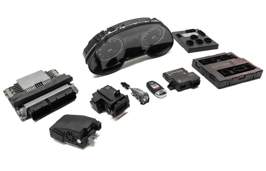 Thumbnail 4: 2013 AUDI Q5 (B8 8R) 2.0L CPMA TURBO ENGINE ECM BCM IMMOBILIZER MODULE KEY SET