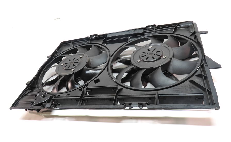 Thumbnail 2: 12-18 AUDI A6 A7 (C7) 3.0L SUPERCHARGED ENGINE RADIATOR COOLING FAN w/ SHROUD