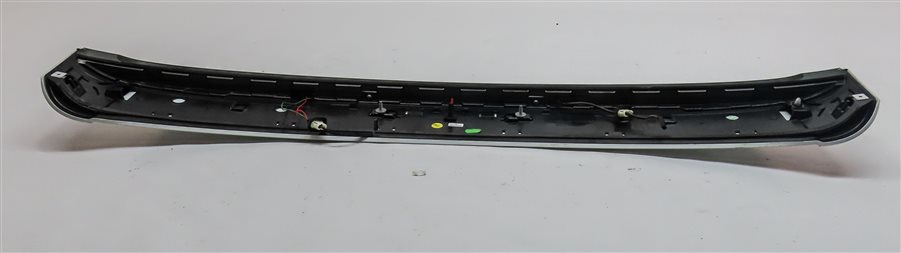 Thumbnail 7: 2009-2017 AUDI Q5 (8R) REAR HATCH SPOILER WING w/ 3rd BRAKE LIGHT (White)