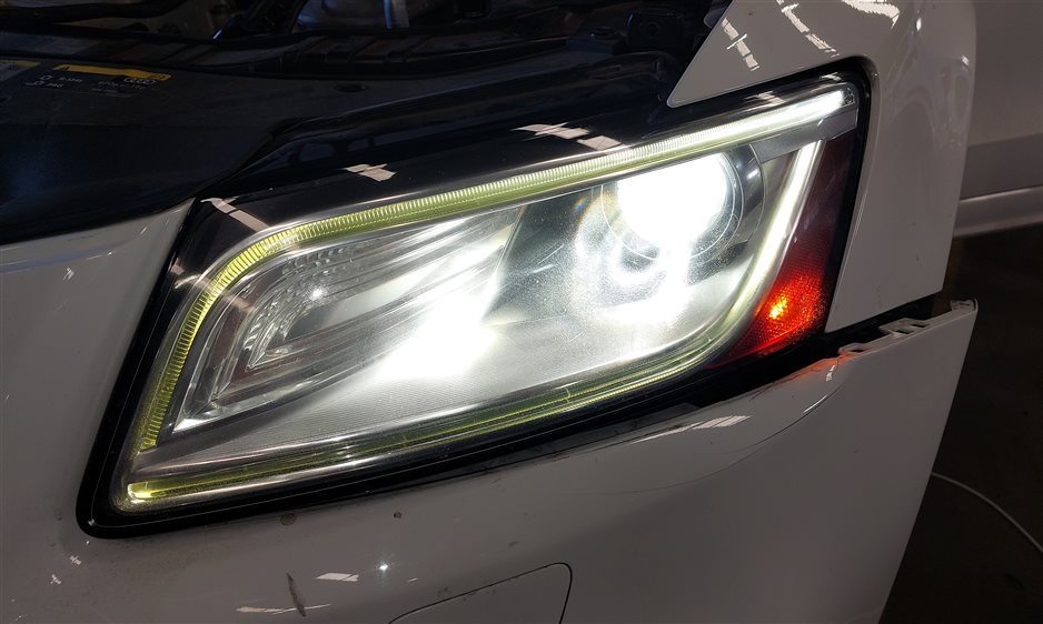 Thumbnail 2: 2013-2017 AUDI Q5 SQ5 (B8 8R) LEFT DRIVER XENON HID HEADLIGHT LAMP (NON AFS)