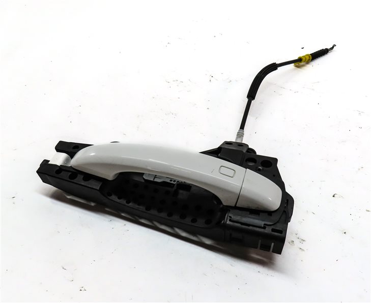 09-17 AUDI A4 S4 Q5 ALLROAD FRONT RIGHT PASSENGER KEYLESS DOOR HANDLE (White)