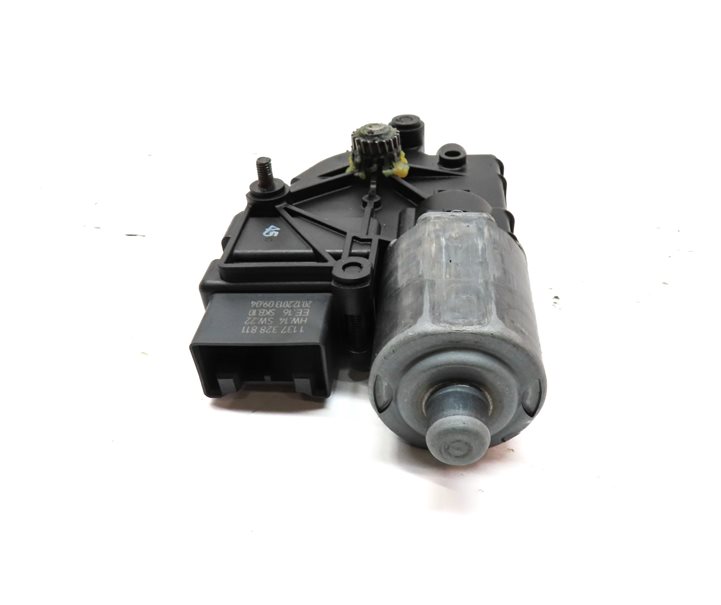 Thumbnail 6: 2007-2014 AUDI Q7 (4L) PANORAMIC SUNROOF MOTOR SUN ROOF MOTOR SUNSHADE MOTOR