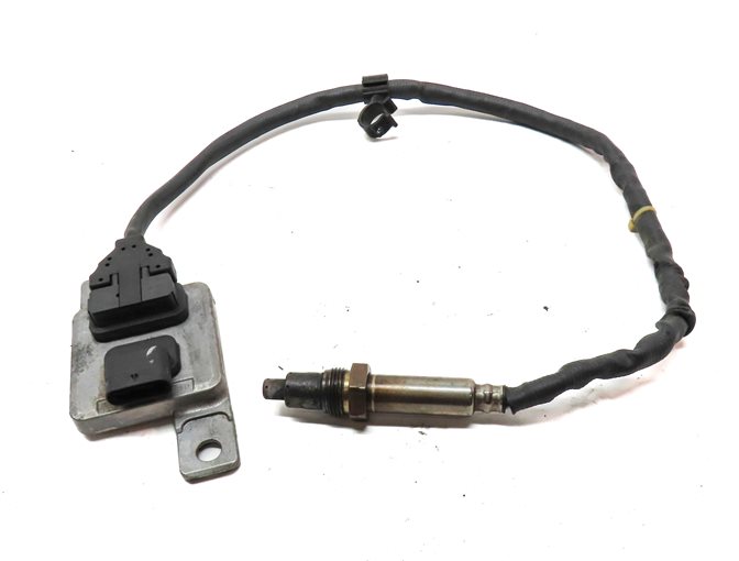 Thumbnail 2: 2014 AUDI Q7 (4L) 3.0L DIESEL (CNRB) ENGINE NITROUS OXIDE NOX SENSOR