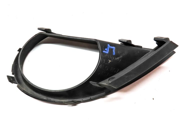 Thumbnail 6: 2014 AUDI Q7 (4L) FRONT LEFT DRIVER LOWER BUMPER FOG LIGHT LAMP TRIM