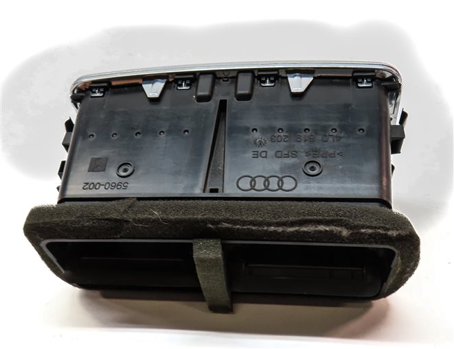 Thumbnail 4: 2014 AUDI Q7 (4L) REAR CENTER CONSOLE HEAT AIR AC HVAC DUAL VENT (Black)