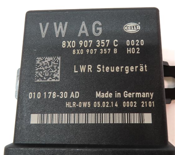 Thumbnail 8: 2014 AUDI Q7 (4L) HEADLIGHT HEAD LIGHT LAMP RANGE CONTROL MODULE