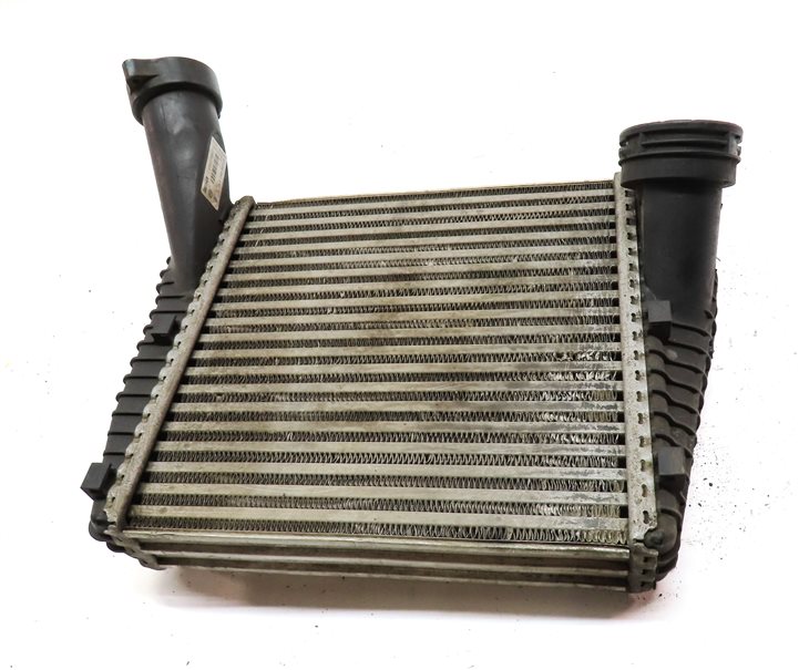 Thumbnail 5: 2009-2016 VW TOUAREG AUDI Q7 (4L) 3.0L TDI TURBO DIESEL ENGINE LEFT INTERCOOLER