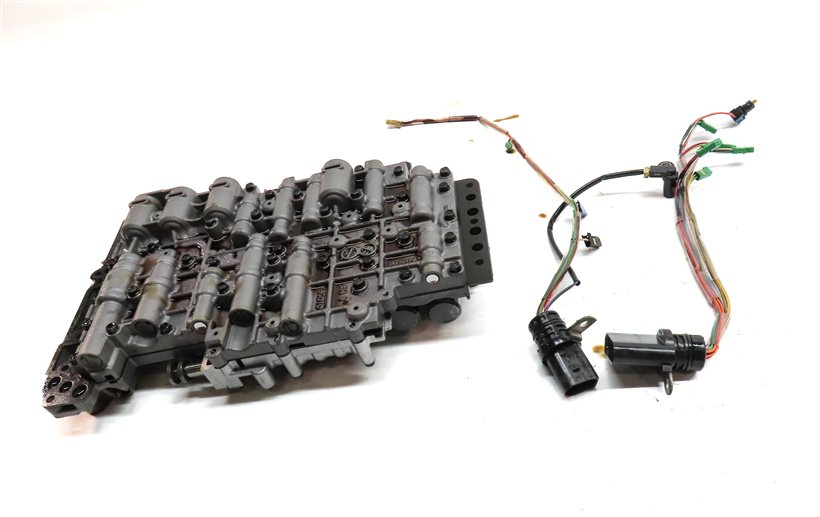 Thumbnail 2: 11-15 VW TOUAREG AUDI Q7 4L 3.0L TDI DIESEL AUTOMATIC TRANSMISSION VALVE BODY